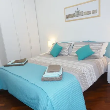 Casa Vacanze Ricordi Romani Apartment *